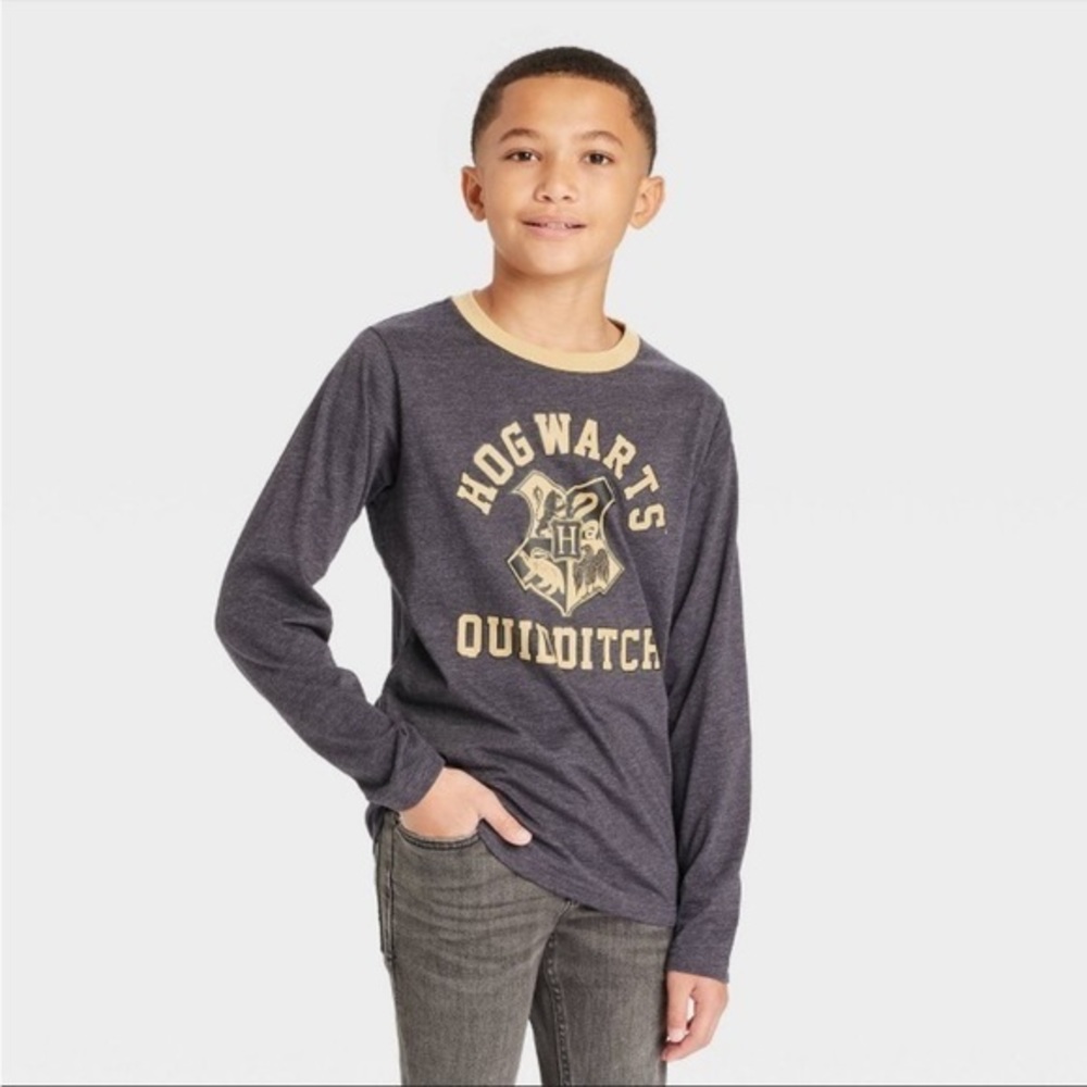 NWT Boys' Harry Potter Quidditch Long Sleeve
Graphic T-Shirt